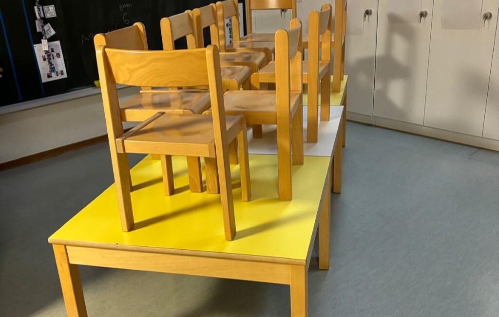 C-Clean Services beim Büroraum reinigen